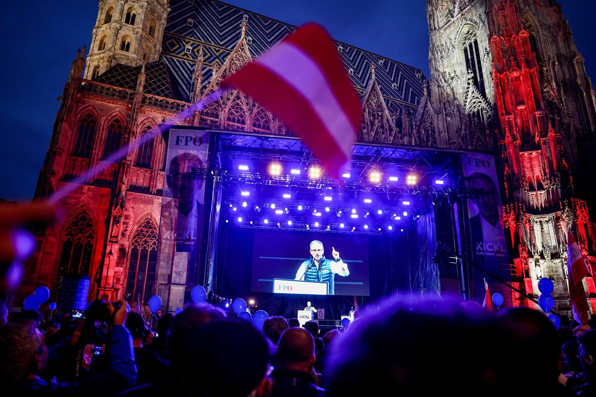 Герберт Кикль на предвыборном митинге, 27 сентября 2024 года. Фото: Filip Singer / EPA-EFE